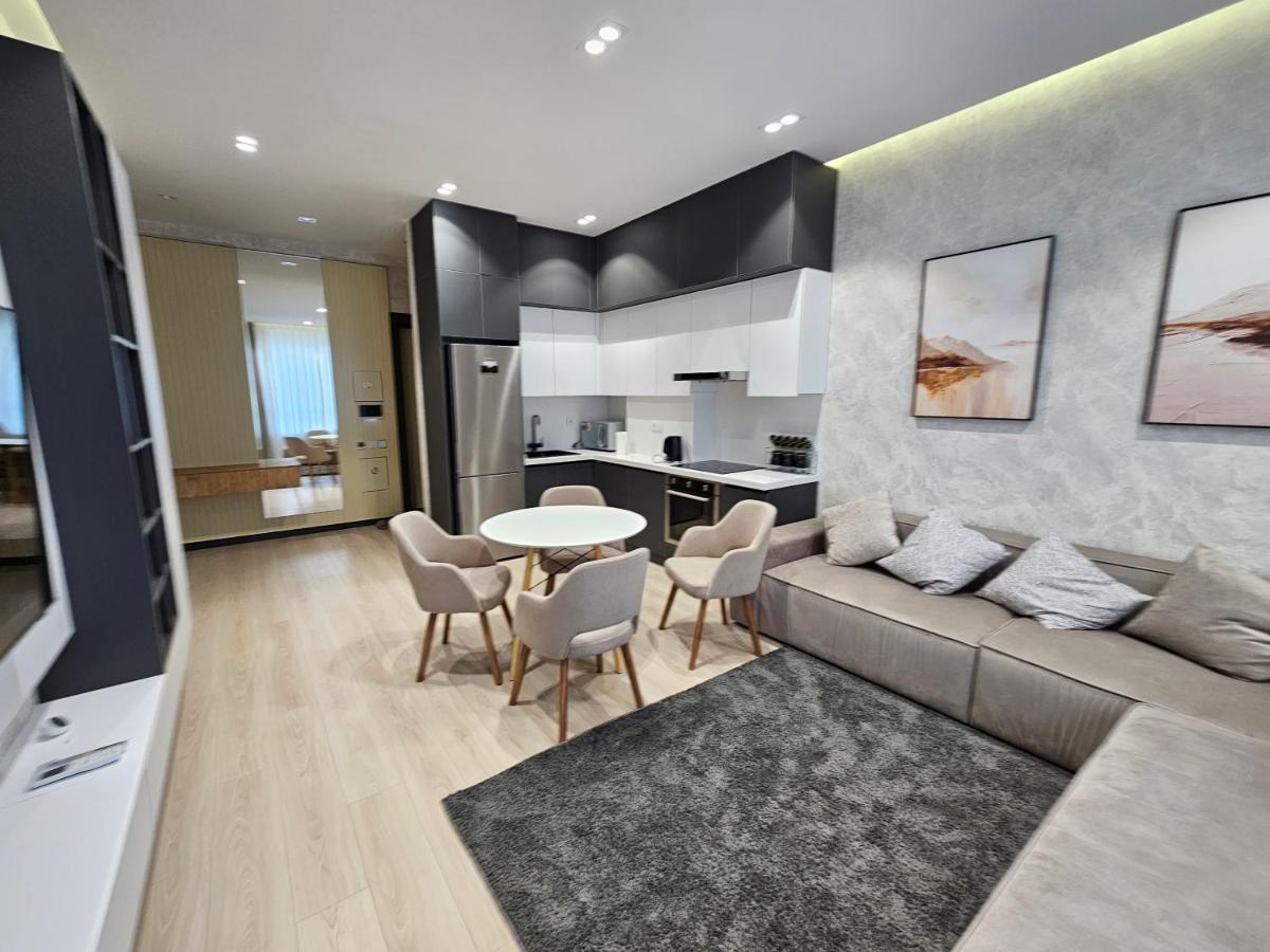 Magnificent Apartment In Nrg Oybek Tasjkent Buitenkant foto